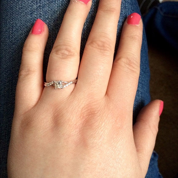 Brilliant earth diamond conflict-free ring - Picture 2 of 8